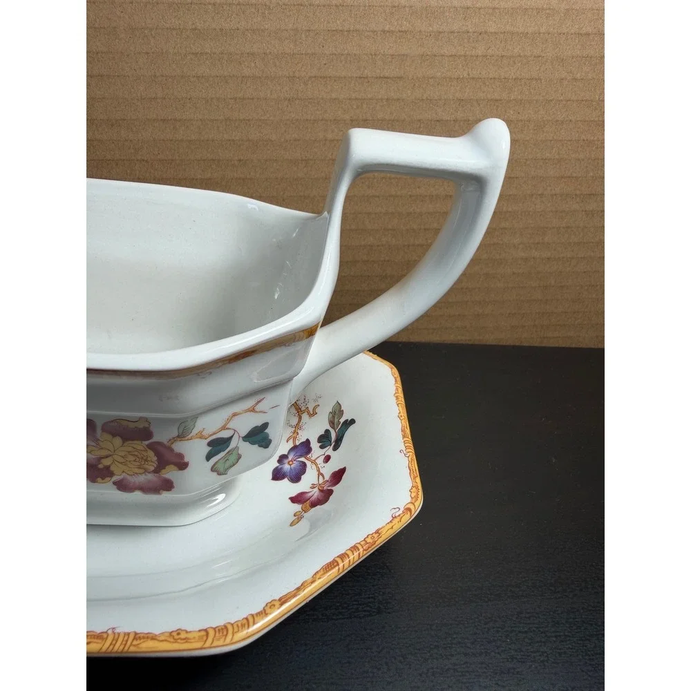 Wedgwood Devon Rose Chinoiserie Gravy Boat Underplate England Floral Bone China